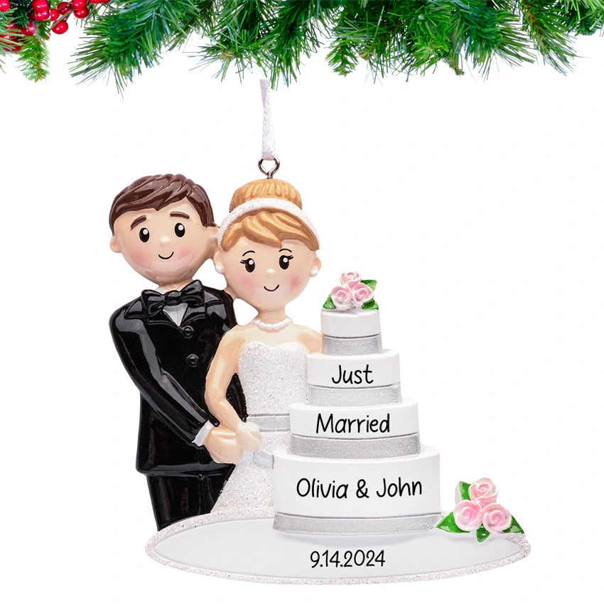 Personalized Just Married - Wedding Cake Christmas Ornament